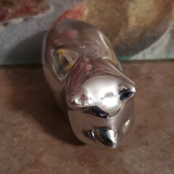 Hoselton Canada Baby Pig Aluminum Sculpture - Picture 4 of 4